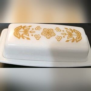 Pyrex Vintage Butterfly Gold covered butter dish W/lid milk glass